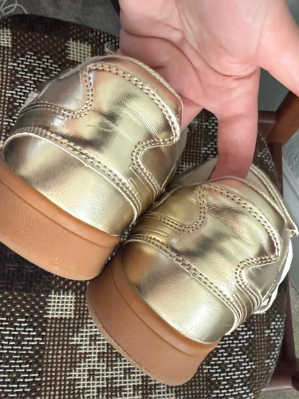 STEVE MADDEN MADRID Sneakers 9.5 Gold